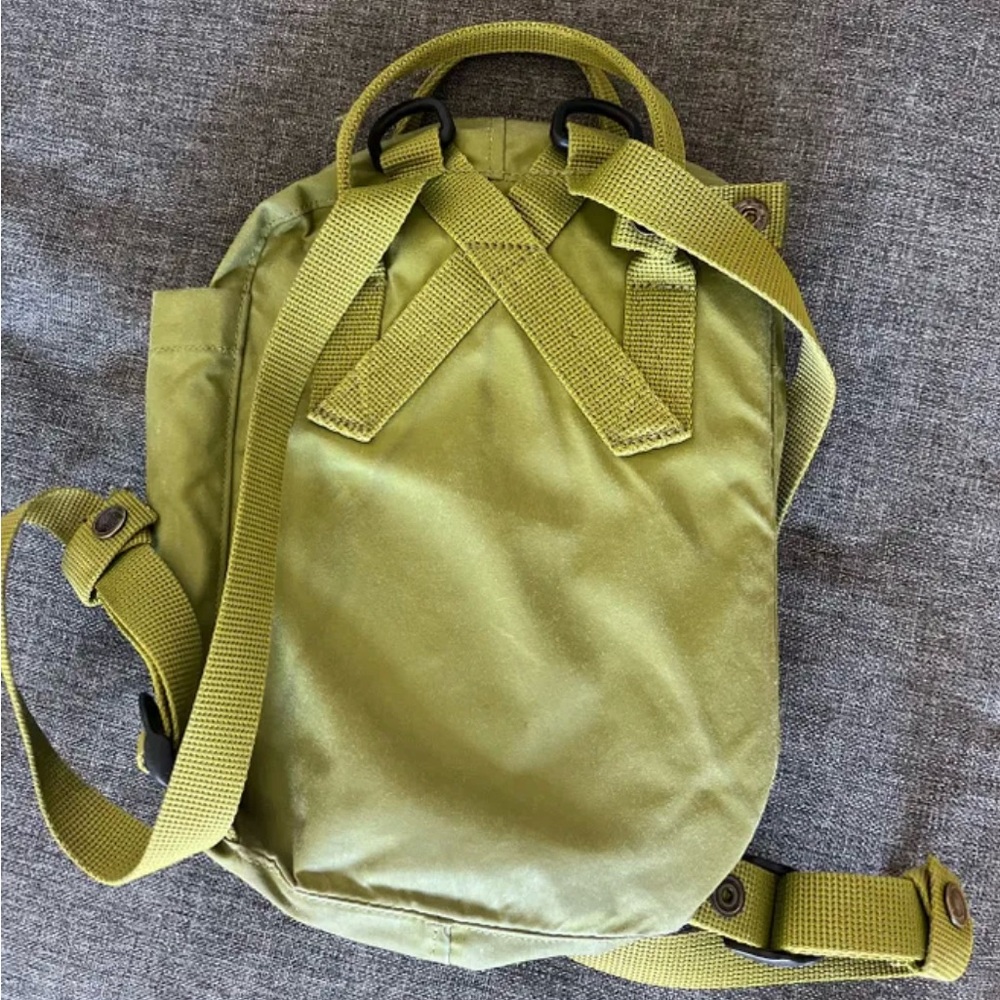 Mini Kaken backpack with Durable Fabric. Barely used - Picture 3 of 4